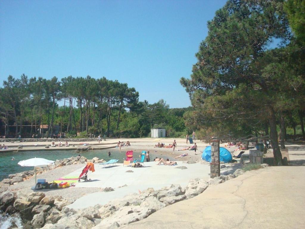 Premium Apartment Near Center And Beach With Parking Крк Экстерьер фото